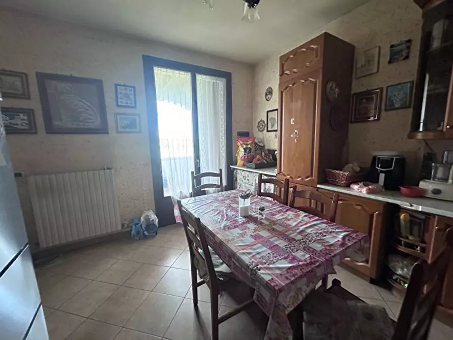 Immagine 7 di Appartamento in vendita  in Via De Rossi a Boretto