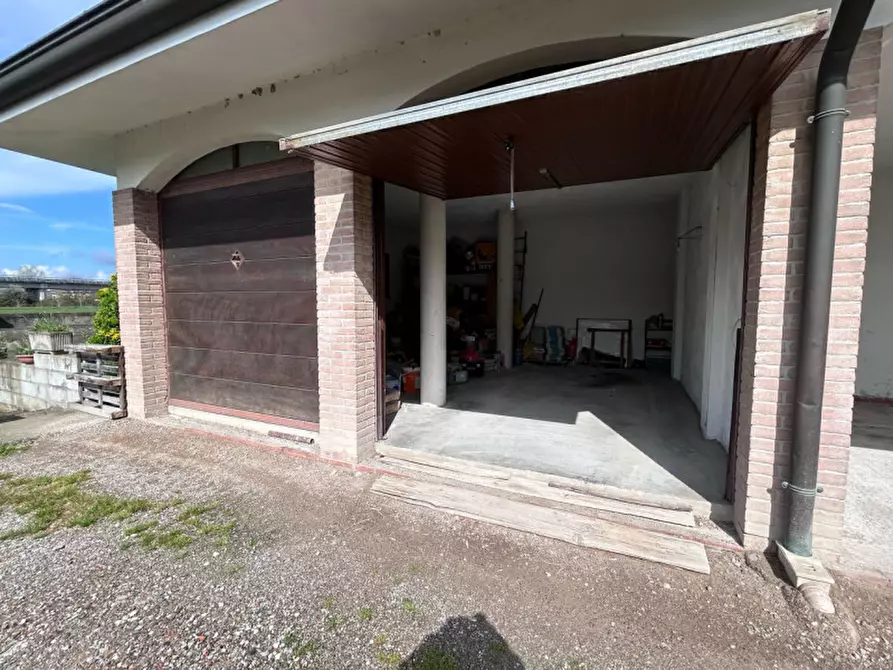 Immagine 20 di Appartamento in vendita  in Via De Rossi a Boretto