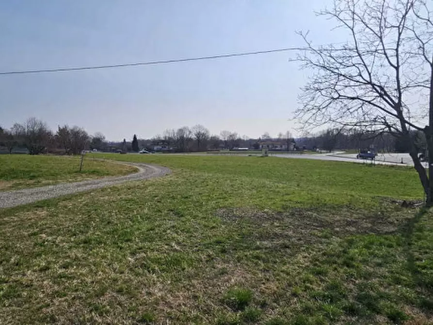 Immagine 2 di Terreno in vendita  in STRADA DEL CIMITERO a Rocca Canavese