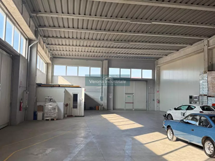 Immagine 2 di Capannone industriale in affitto  in Viale del Lavoro 1 a Verona