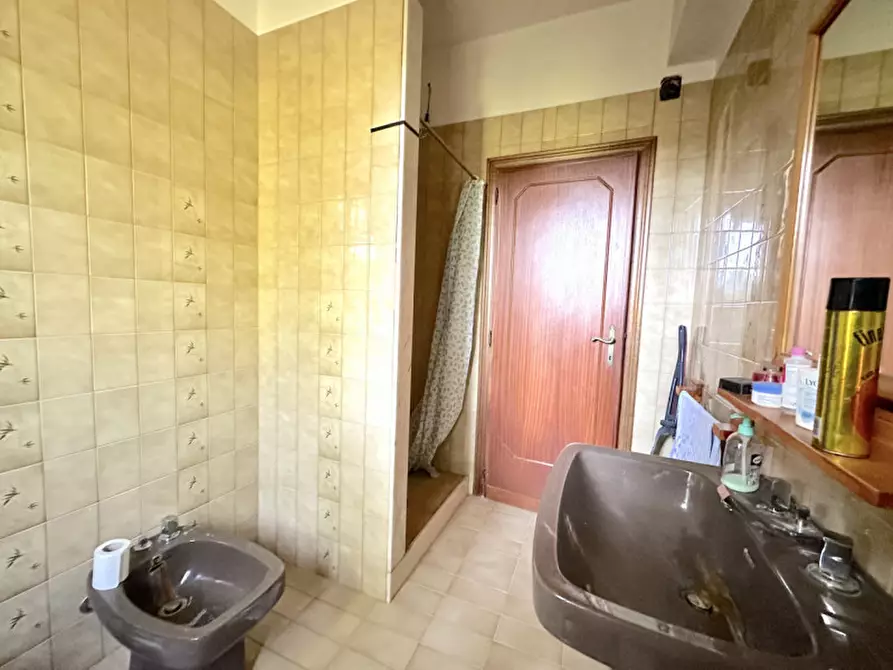 Immagine 11 di Casa indipendente in vendita  a Perugia