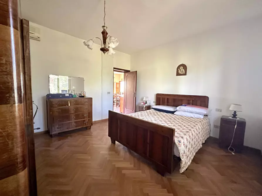 Immagine 14 di Casa indipendente in vendita  a Perugia