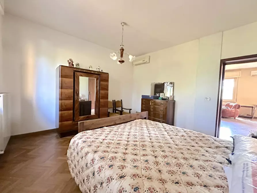 Immagine 15 di Casa indipendente in vendita  a Perugia