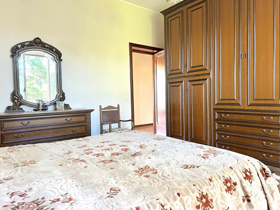 Immagine 46 di Casa indipendente in vendita  a Perugia