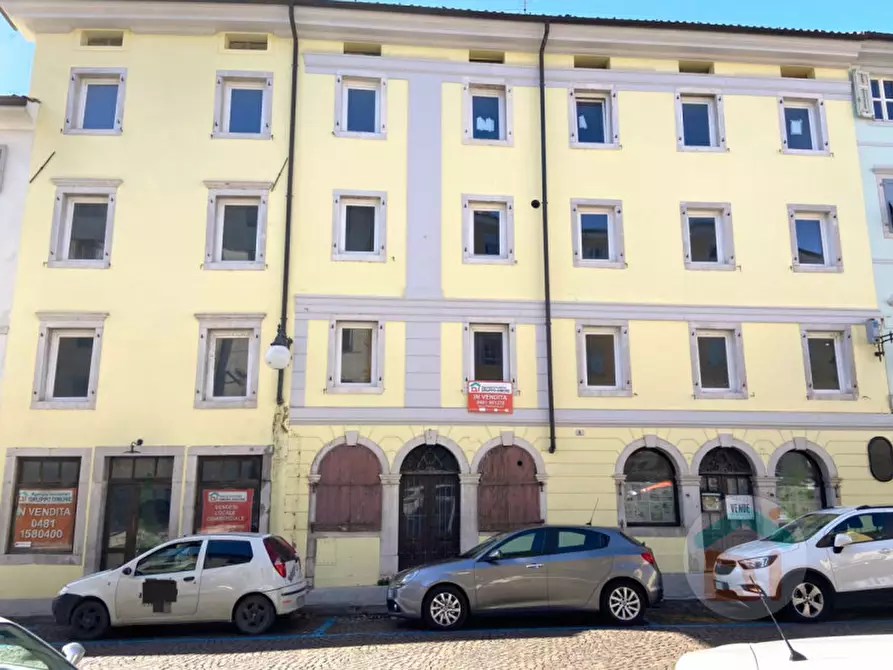 Immagine 18 di Appartamento in vendita  in Piazza Conte Cavour a Gorizia
