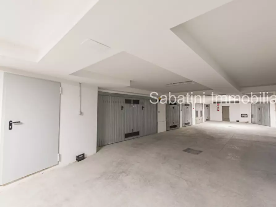 Immagine 24 di Appartamento in vendita  in Via Venezia, 36 a Pescara