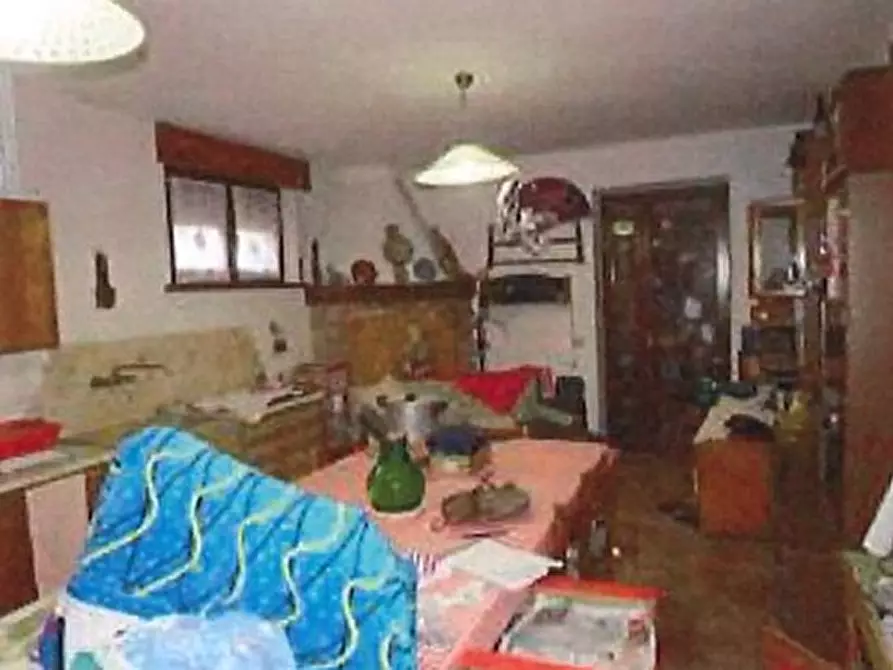 Immagine 3 di Appartamento in vendita  in Salita Cesare Battisti, 1 a Seren Del Grappa