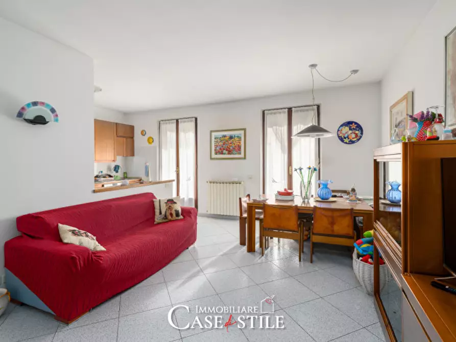 Immagine 1 di Appartamento in vendita  a Sarzana