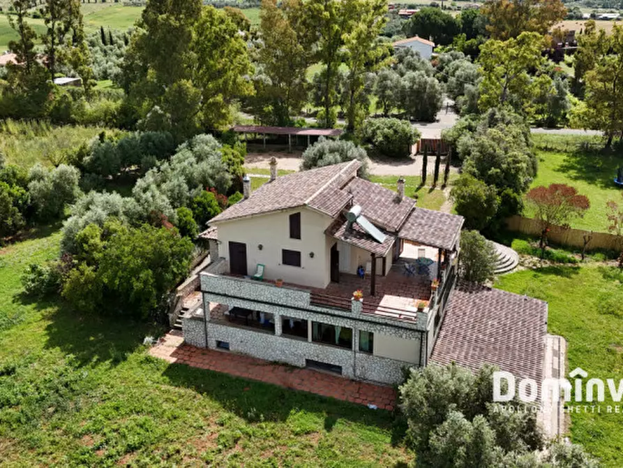 Immagine 1 di Villa in vendita  in Strada cacciata grande a Montalto Di Castro