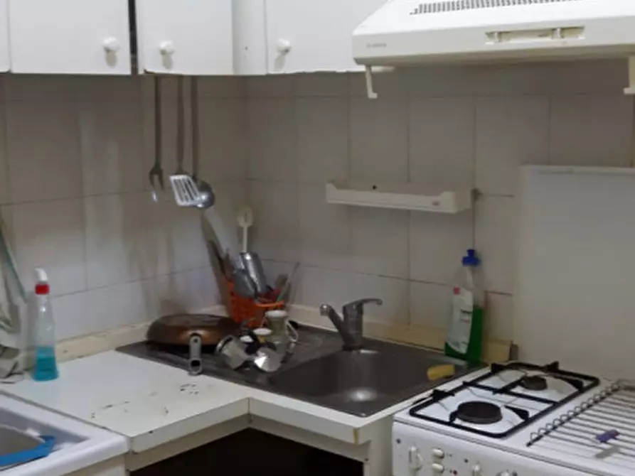Immagine 19 di Camera in affitto  in via san paolo ai tribunali a Napoli