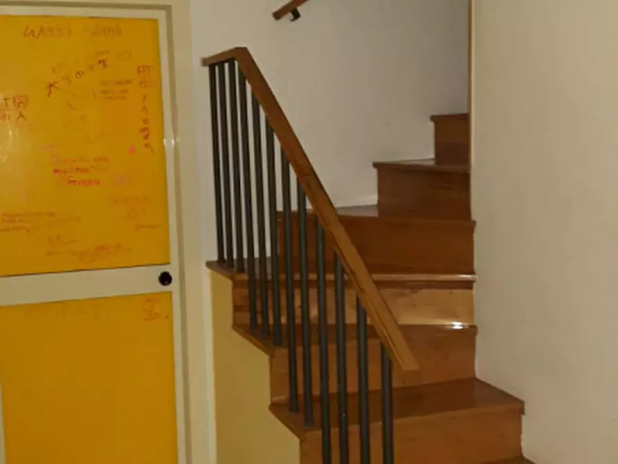 Immagine 23 di Camera in affitto  in via san paolo ai tribunali a Napoli