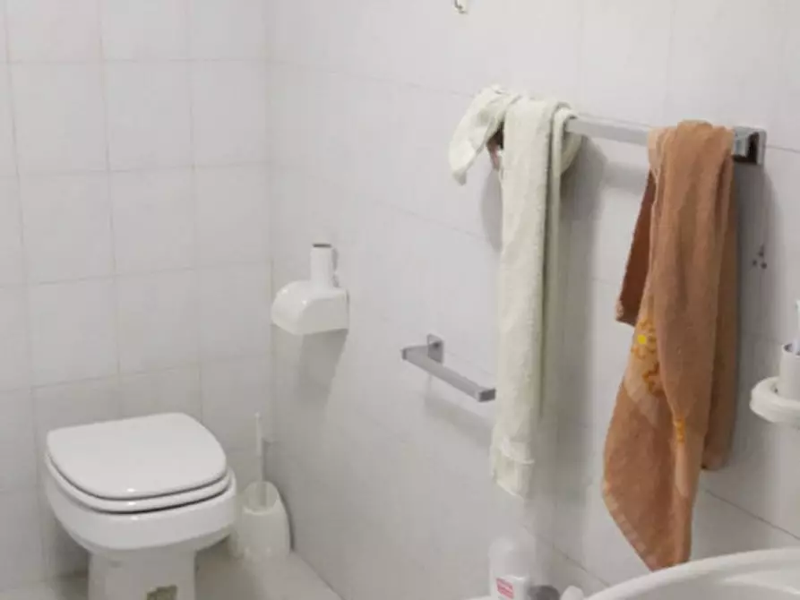 Immagine 29 di Camera in affitto  in via san paolo ai tribunali a Napoli