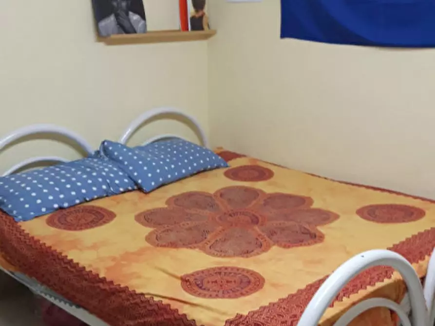 Immagine 31 di Camera in affitto  in via san paolo ai tribunali a Napoli