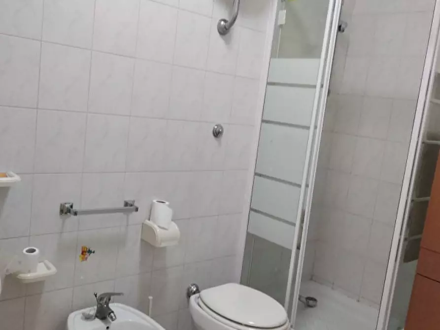 Immagine 44 di Camera in affitto  in via san paolo ai tribunali a Napoli