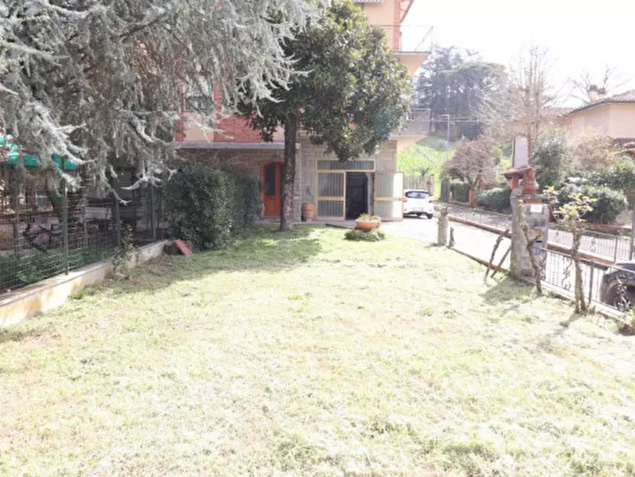 Immagine 3 di Casa trifamiliare in vendita  in via di  noferi a Montevarchi