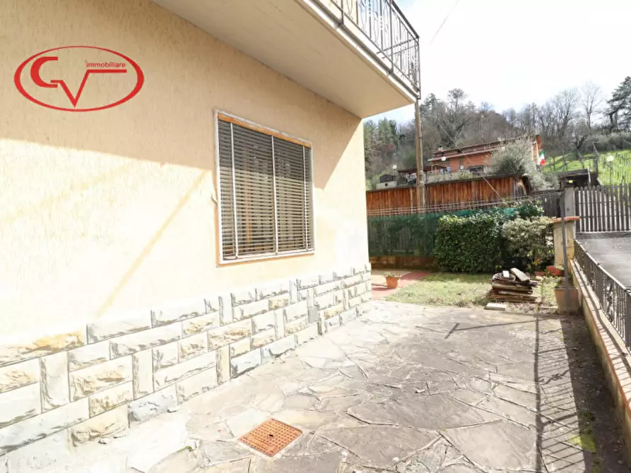 Immagine 5 di Casa trifamiliare in vendita  in via di  noferi a Montevarchi