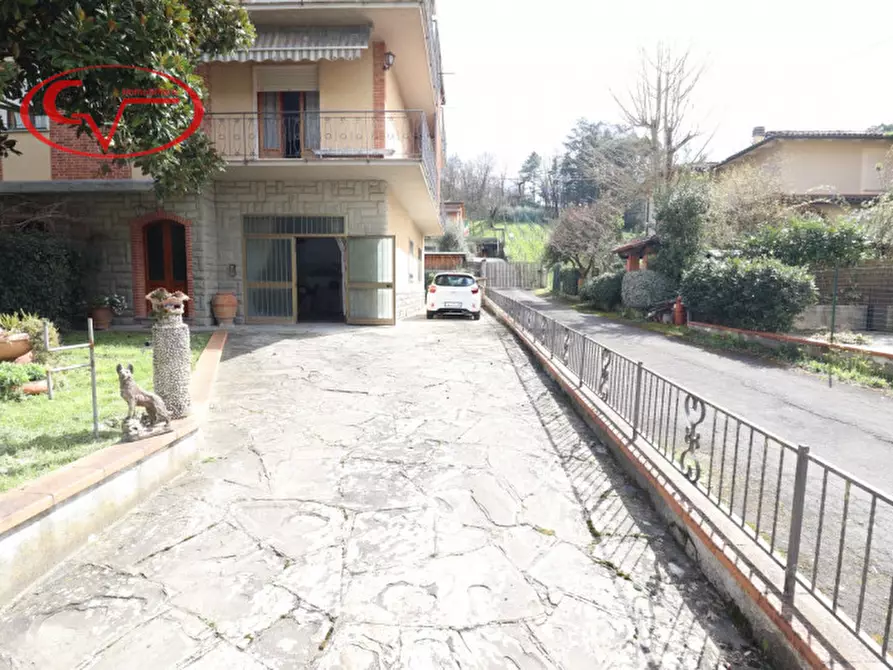 Immagine 6 di Casa trifamiliare in vendita  in via di  noferi a Montevarchi