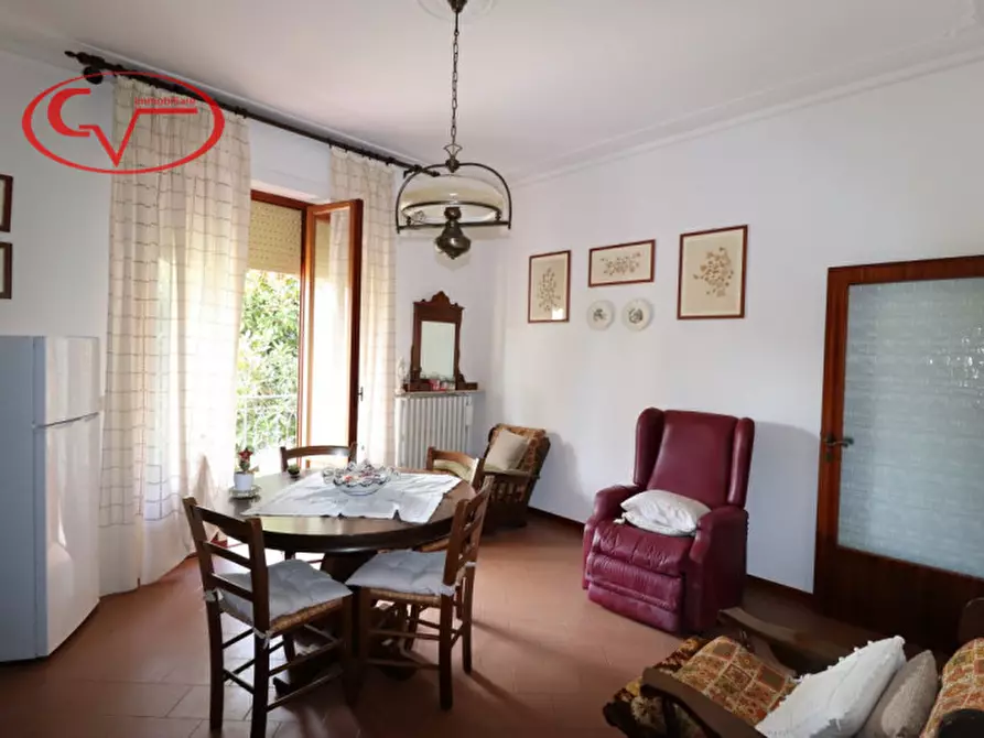 Immagine 8 di Casa trifamiliare in vendita  in via di  noferi a Montevarchi