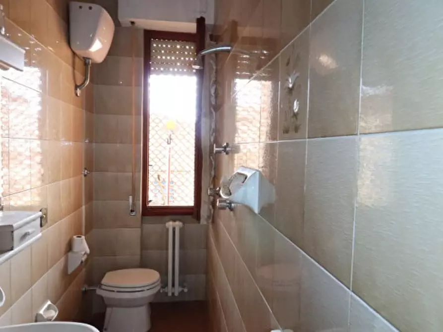 Immagine 14 di Casa trifamiliare in vendita  in via di  noferi a Montevarchi