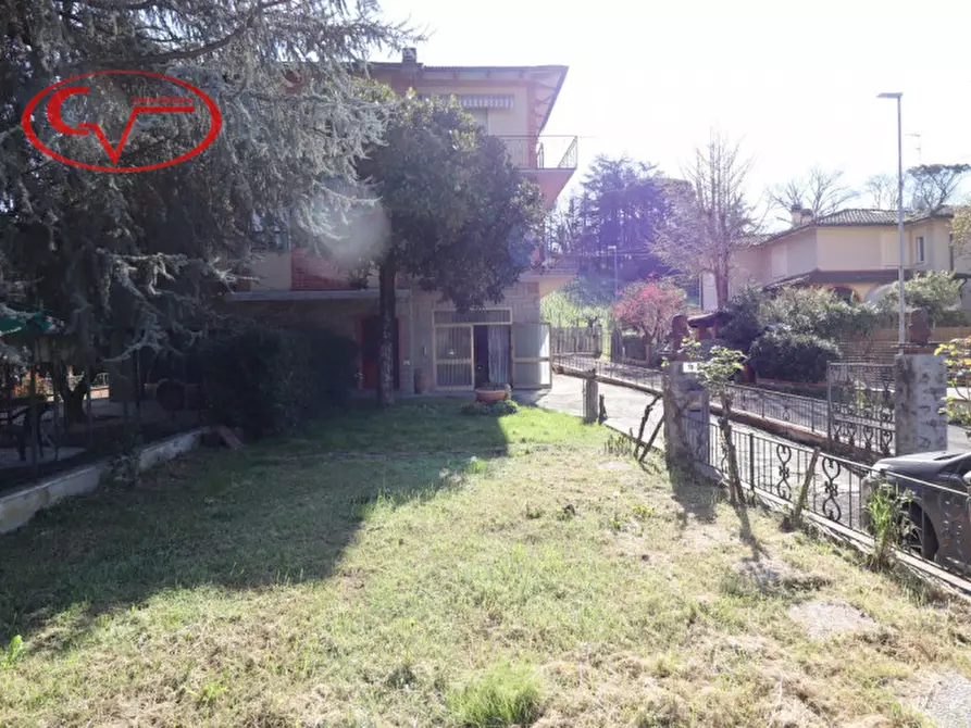 Immagine 31 di Casa trifamiliare in vendita  in via di  noferi a Montevarchi