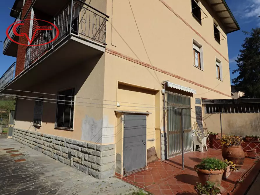 Immagine 38 di Casa trifamiliare in vendita  in via di  noferi a Montevarchi