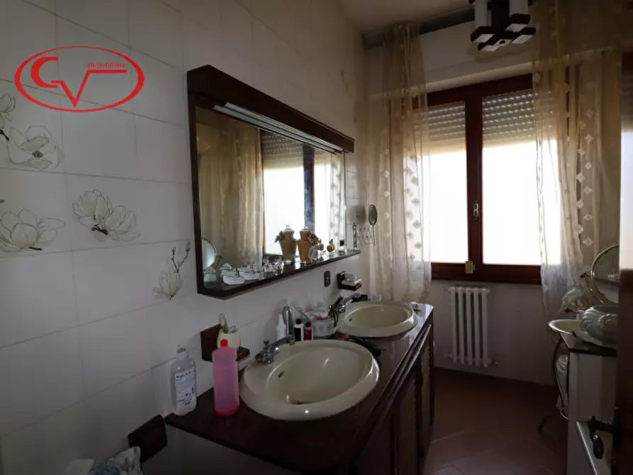 Immagine 53 di Casa trifamiliare in vendita  in via di  noferi a Montevarchi