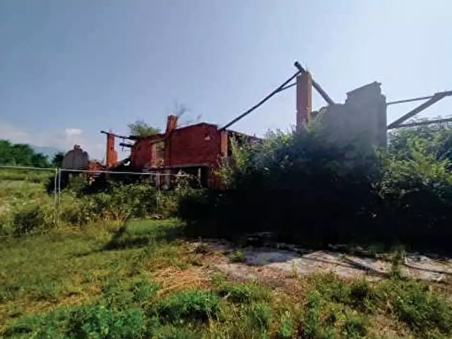 Immagine 4 di Magazzino in vendita  in Via Primo Ferraro, 14 a San Zenone Degli Ezzelini