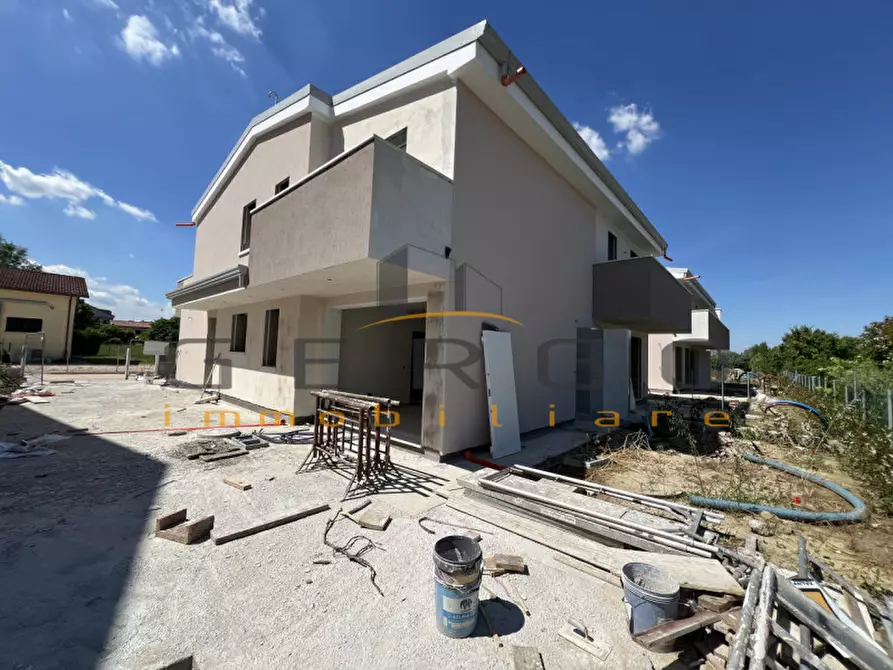 Immagine 2 di Casa bifamiliare in vendita  in Via Don Antonio Schiavon a Albignasego