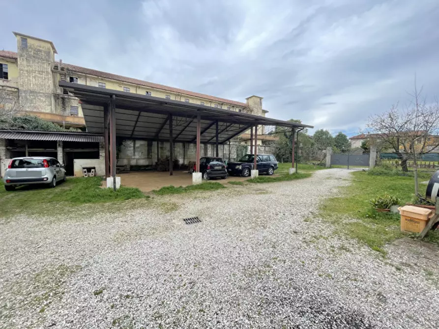 Immagine 7 di Casa trifamiliare in vendita  in Via Buttrio a Udine