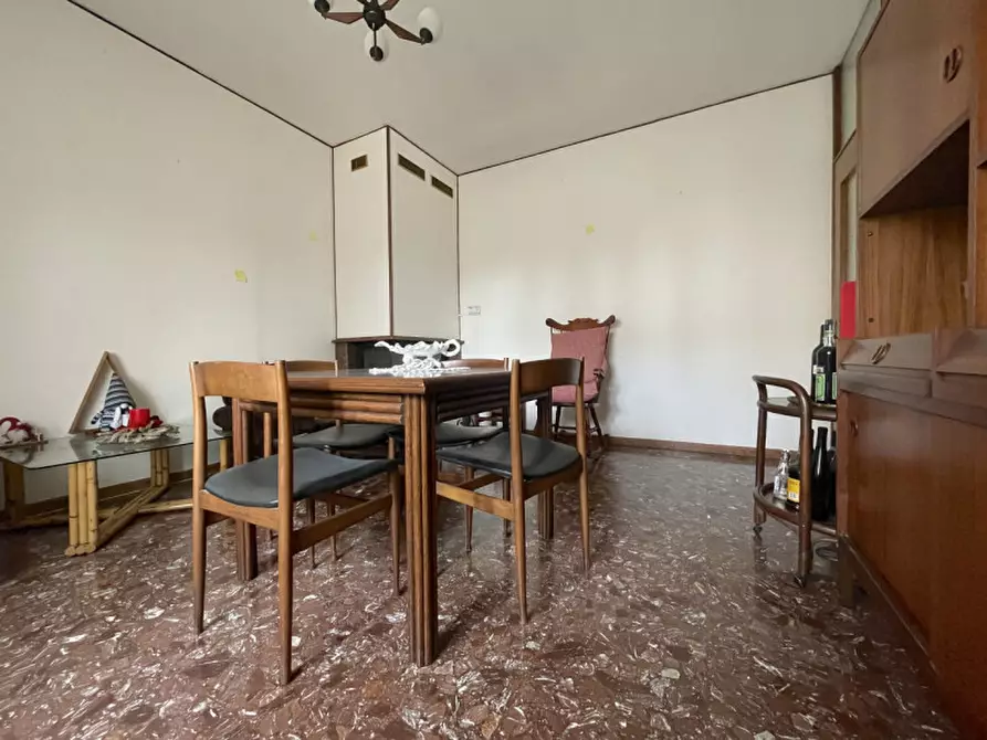 Immagine 10 di Casa trifamiliare in vendita  in Via Buttrio a Udine