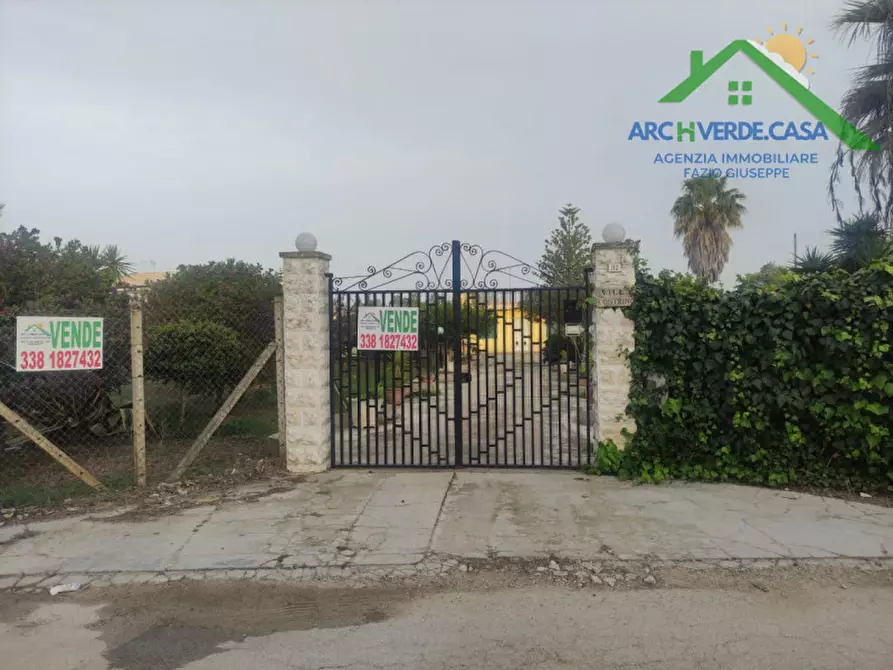 Immagine 1 di Villa in vendita  a Canicattì