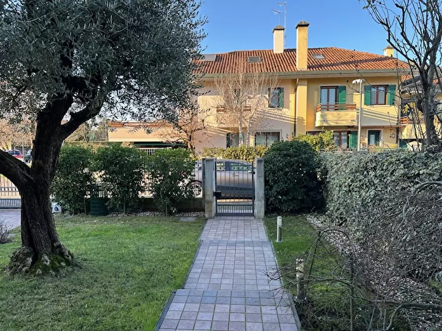 Immagine 51 di Casa bifamiliare in vendita  in Via Venezia n. 12 a Vigodarzere