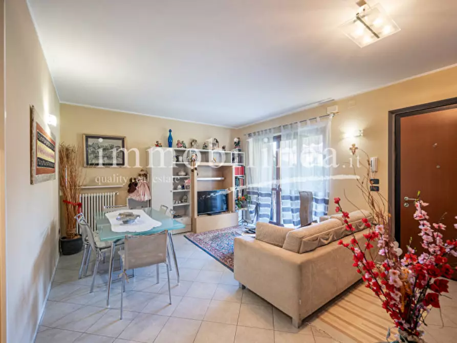 Immagine 5 di Appartamento in vendita  in Via Giacomo Leopardi a Cavaion Veronese
