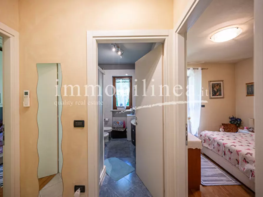 Immagine 17 di Appartamento in vendita  in Via Giacomo Leopardi a Cavaion Veronese