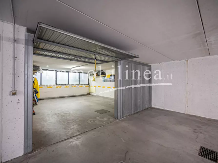 Immagine 21 di Appartamento in vendita  in Via Giacomo Leopardi a Cavaion Veronese