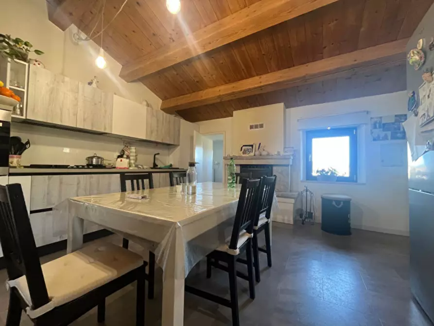 Immagine 4 di Villa in vendita  in Strada Frazione Varano a Ancona