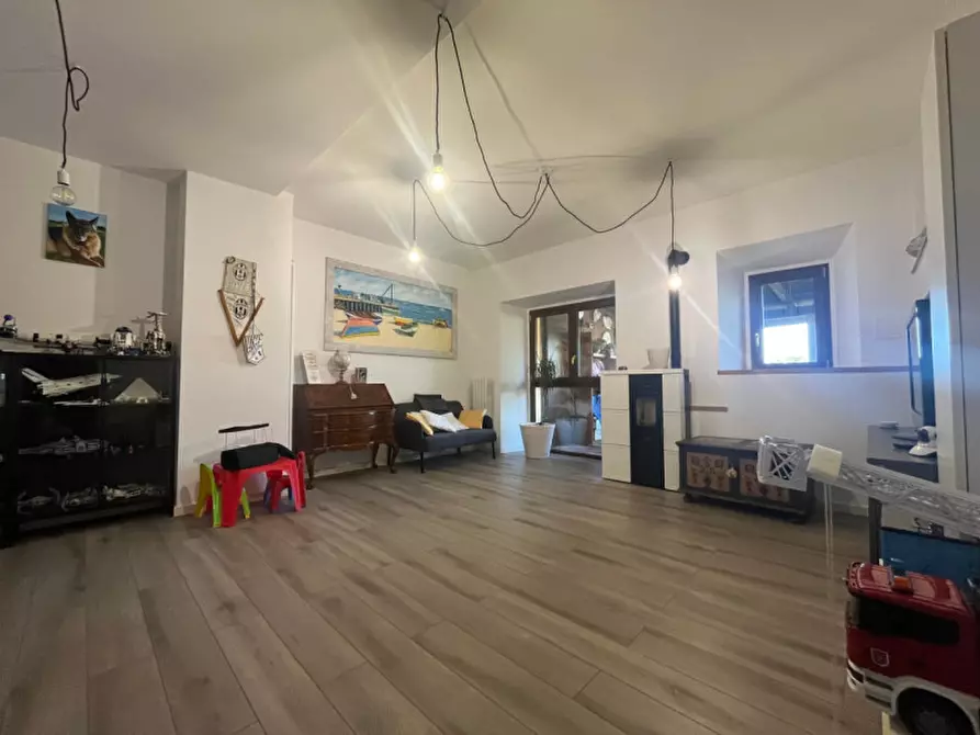 Immagine 6 di Villa in vendita  in Strada Frazione Varano a Ancona