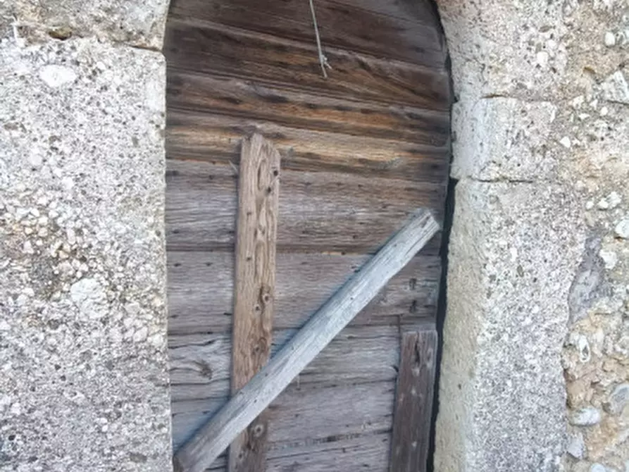 Immagine 8 di Rustico / casale in vendita  in VIA MUSCIATTO a Fontechiari