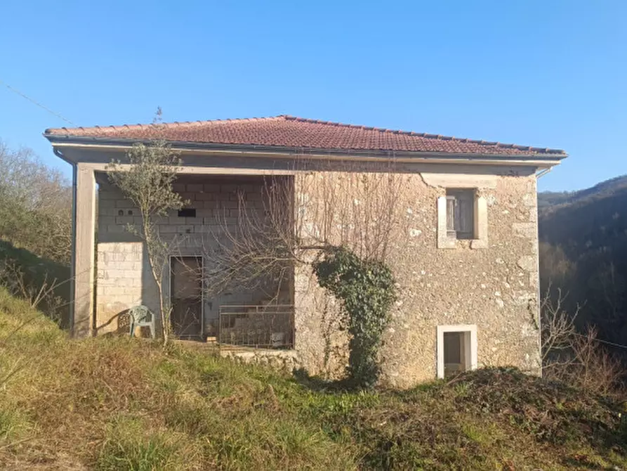 Immagine 11 di Rustico / casale in vendita  in VIA MUSCIATTO a Fontechiari