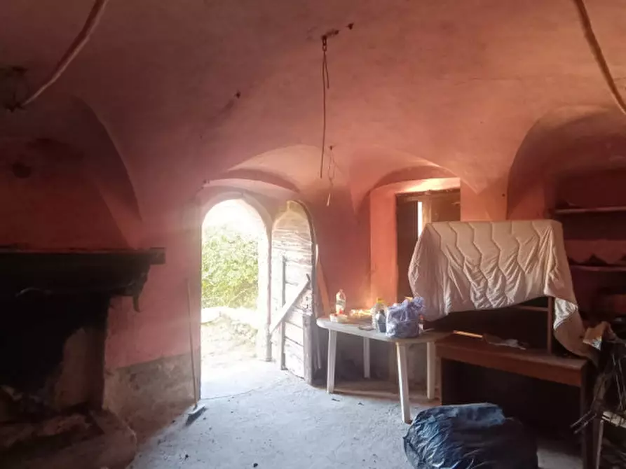 Immagine 13 di Rustico / casale in vendita  in VIA MUSCIATTO a Fontechiari