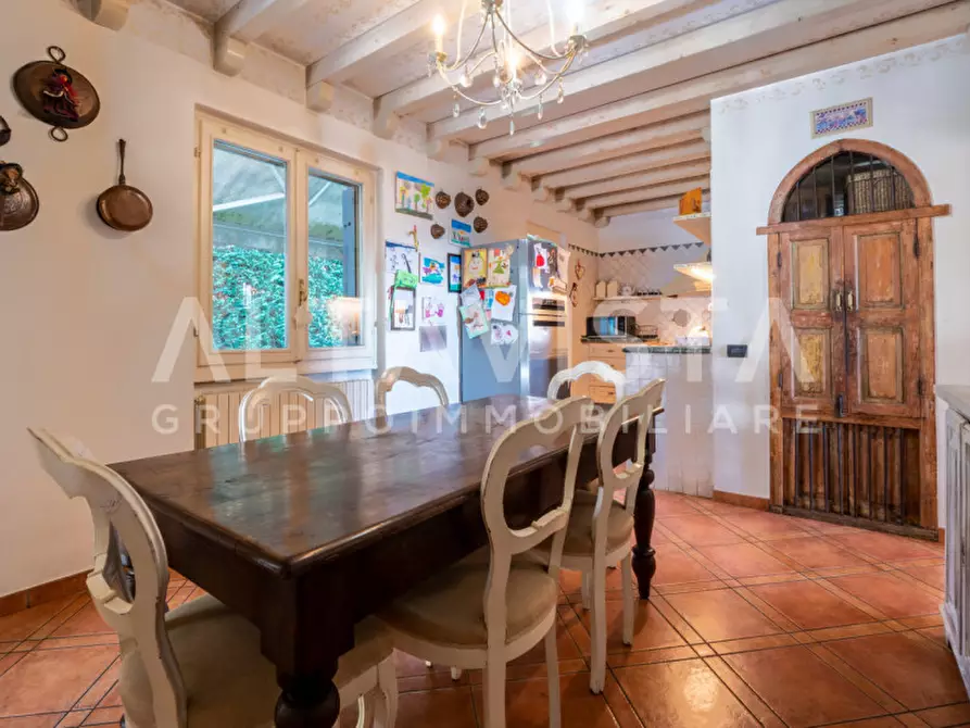 Immagine 16 di Villa in vendita  in Via Giacomo Puccini a Botticino