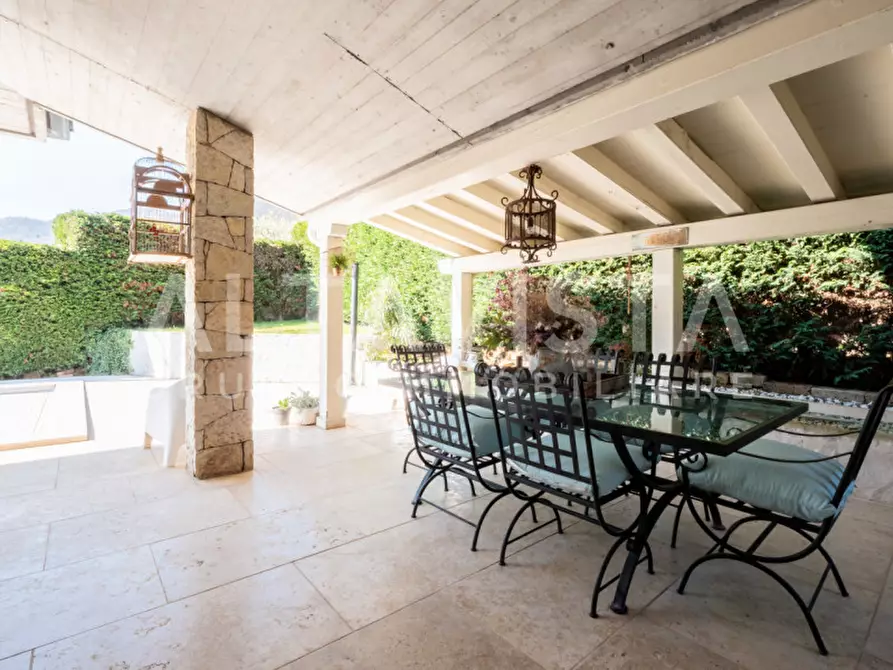 Immagine 39 di Villa in vendita  in Via Giacomo Puccini a Botticino