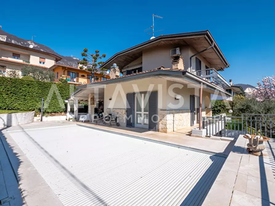 Immagine 41 di Villa in vendita  in Via Giacomo Puccini a Botticino