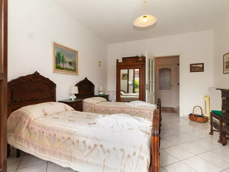 Immagine 12 di Villa in vendita  in Via Dante Alighieri 16 a Borgaro Torinese