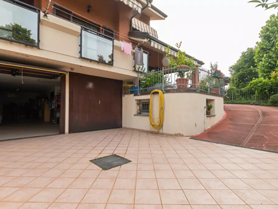 Immagine 18 di Villa in vendita  in Via Dante Alighieri 16 a Borgaro Torinese
