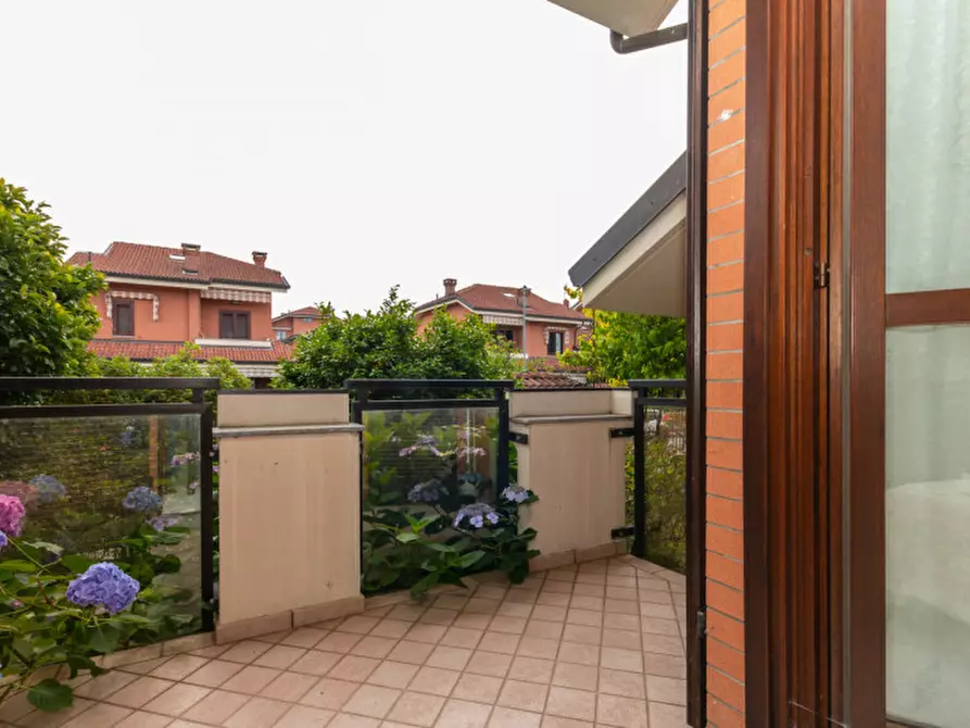 Immagine 46 di Villa in vendita  in Via Dante Alighieri 16 a Borgaro Torinese