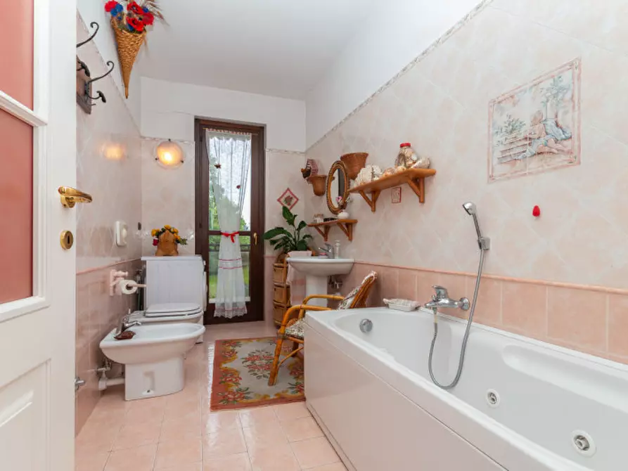 Immagine 48 di Villa in vendita  in Via Dante Alighieri 16 a Borgaro Torinese