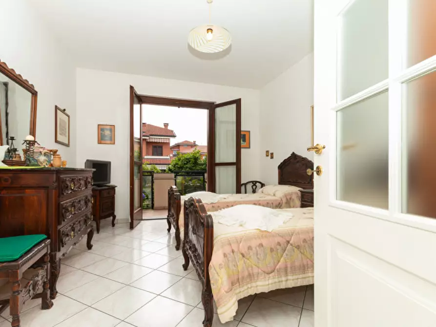 Immagine 50 di Villa in vendita  in Via Dante Alighieri 16 a Borgaro Torinese