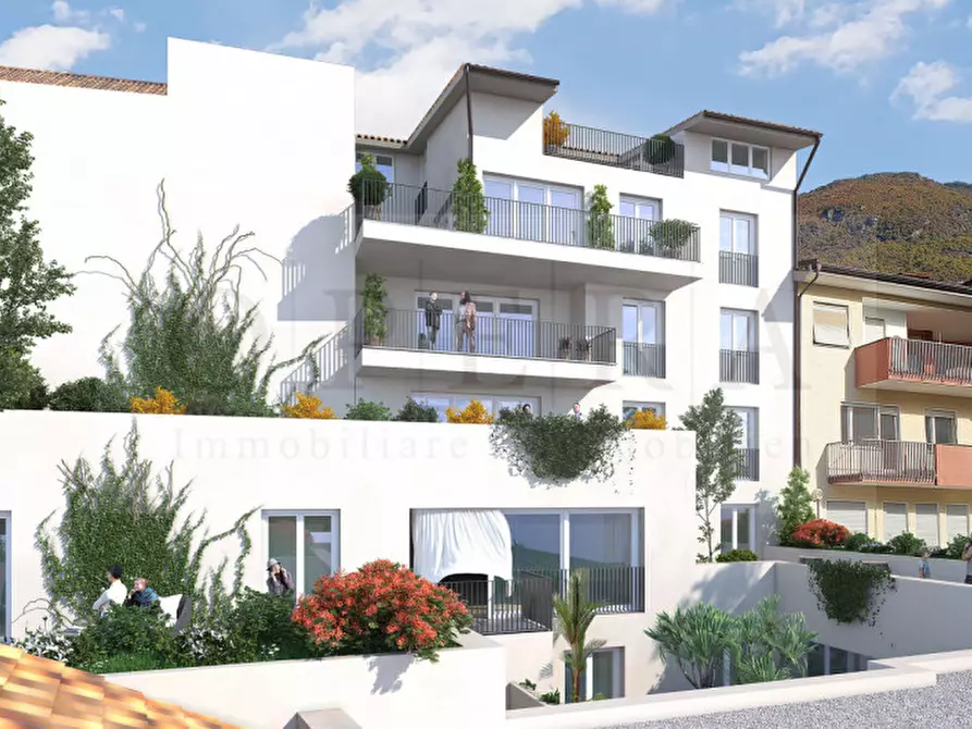 Immagine 4 di Appartamento in vendita  in Via Vintler a Bolzano