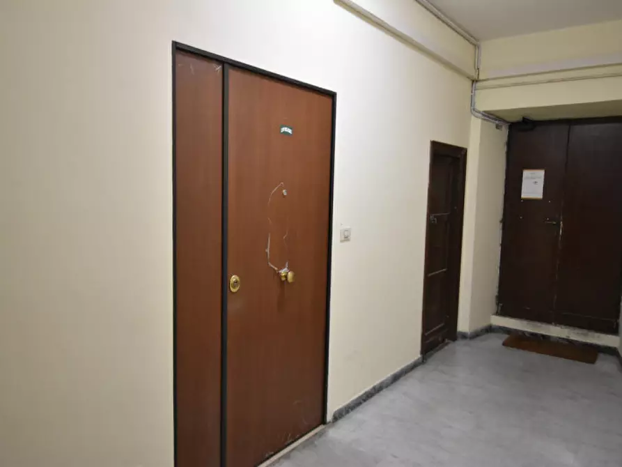 Immagine 6 di Appartamento in vendita  in Via Cino da Pistoia a Roma